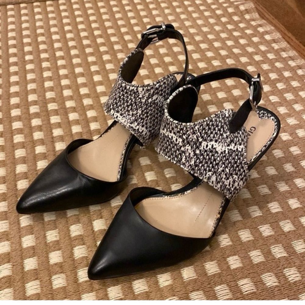 Gianni Bini Heels, black with snake print, size 6